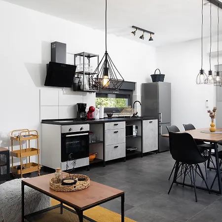 Nora With Heated Pool Willa *