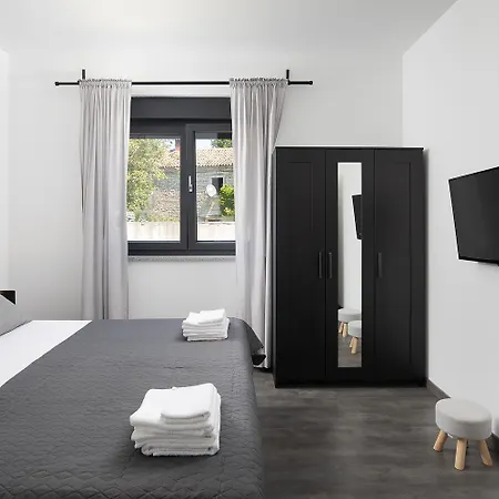 Willa Nora With Heated Pool *