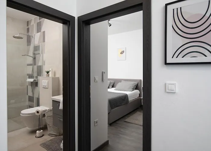 Nora With Heated Pool Βίλα Marčana