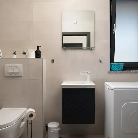 Nora With Heated Pool *